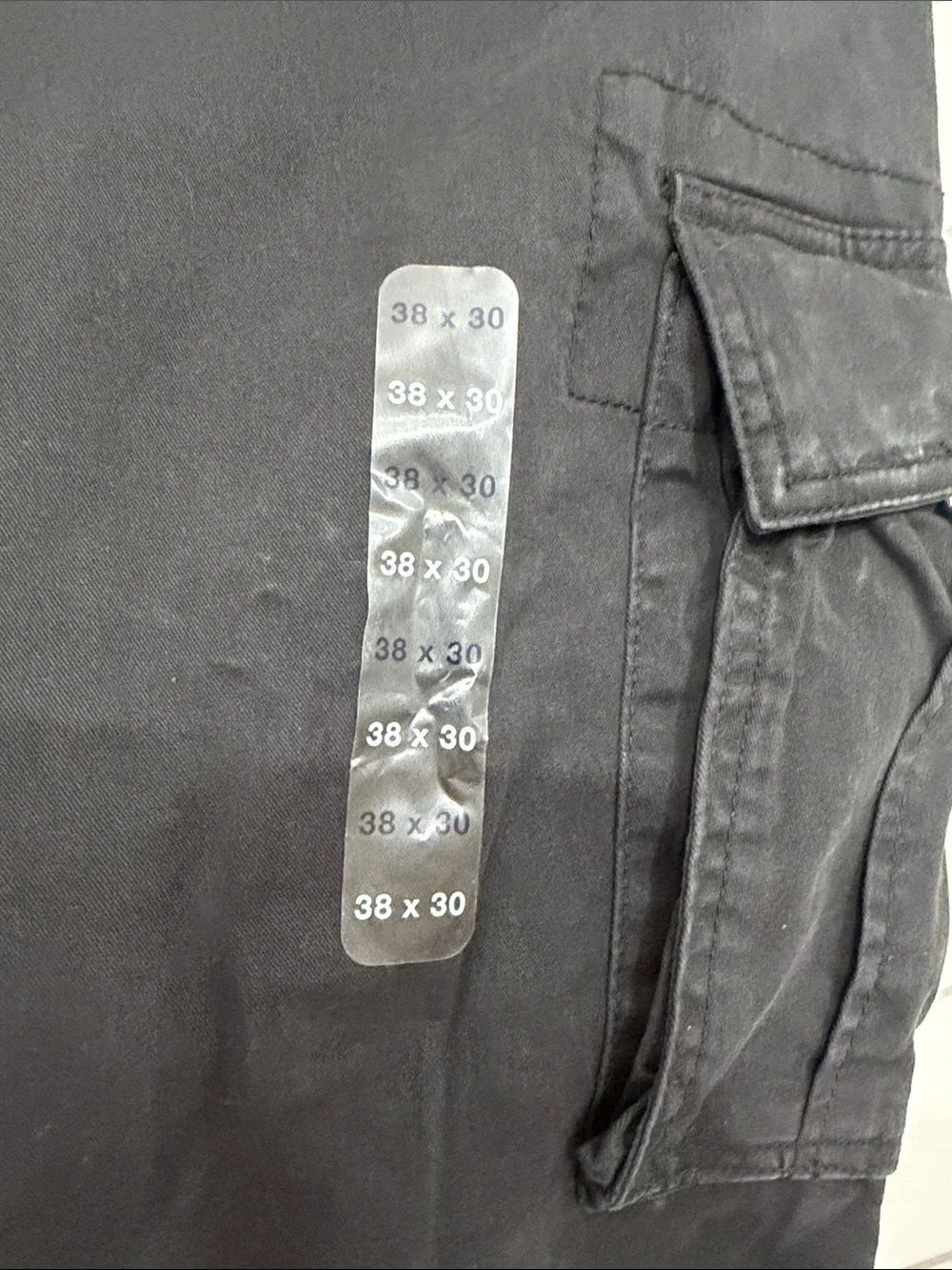 GAP Essential Straight Black Men's Cargo Pants with 38/30